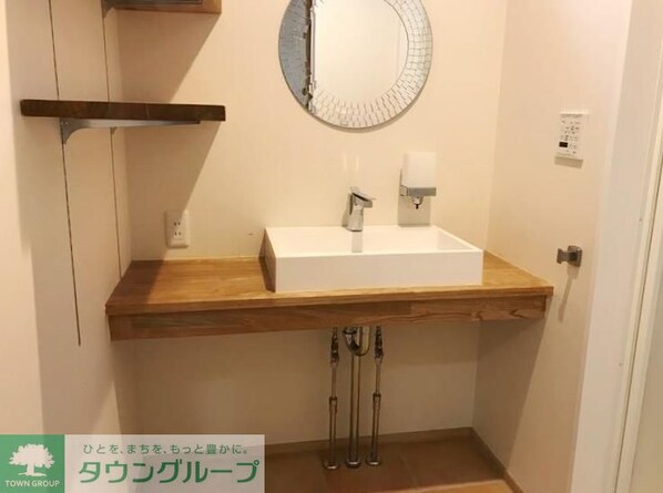 高円寺南戸建の物件内観写真